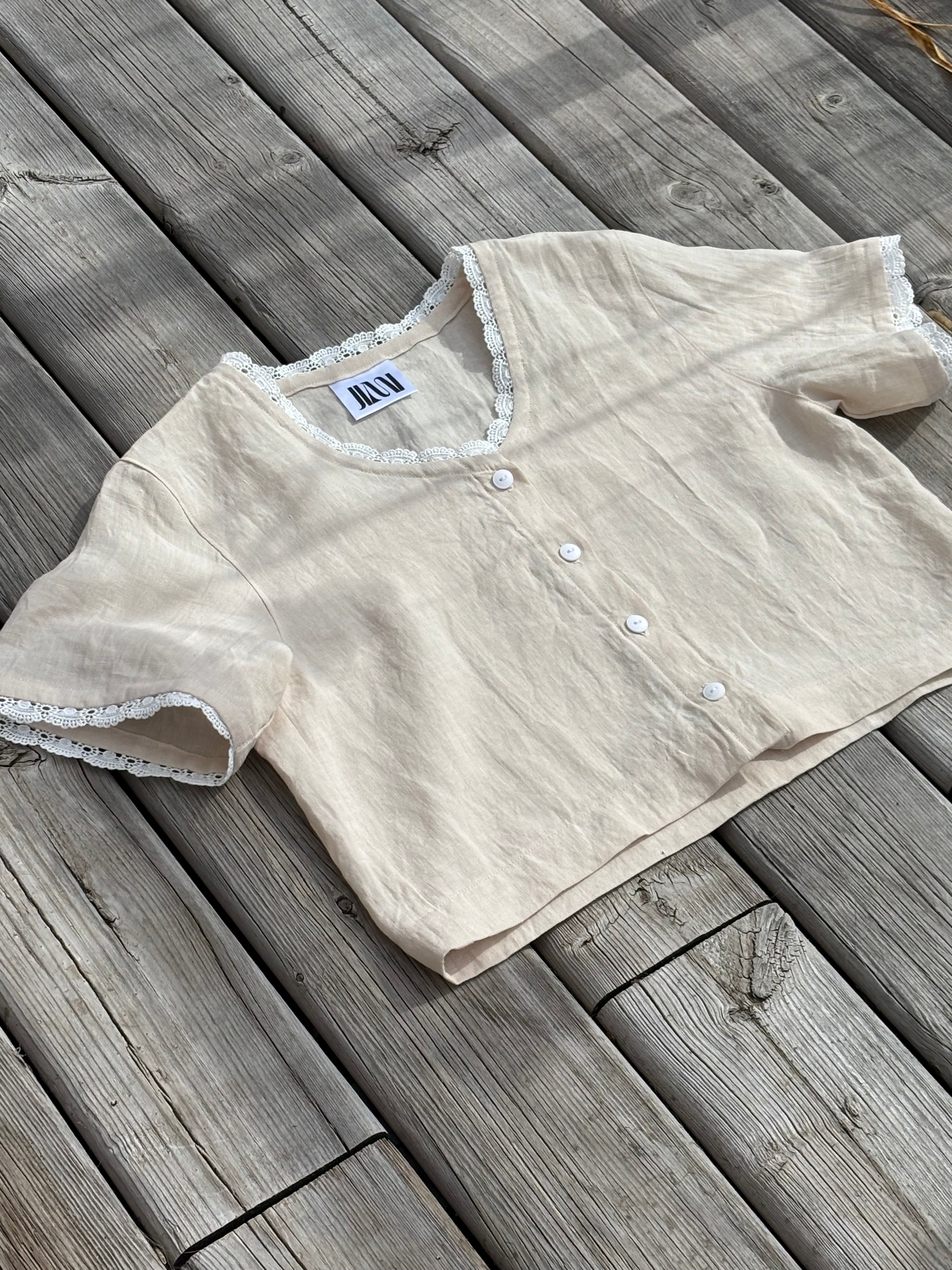 THE ELIZA TOP
