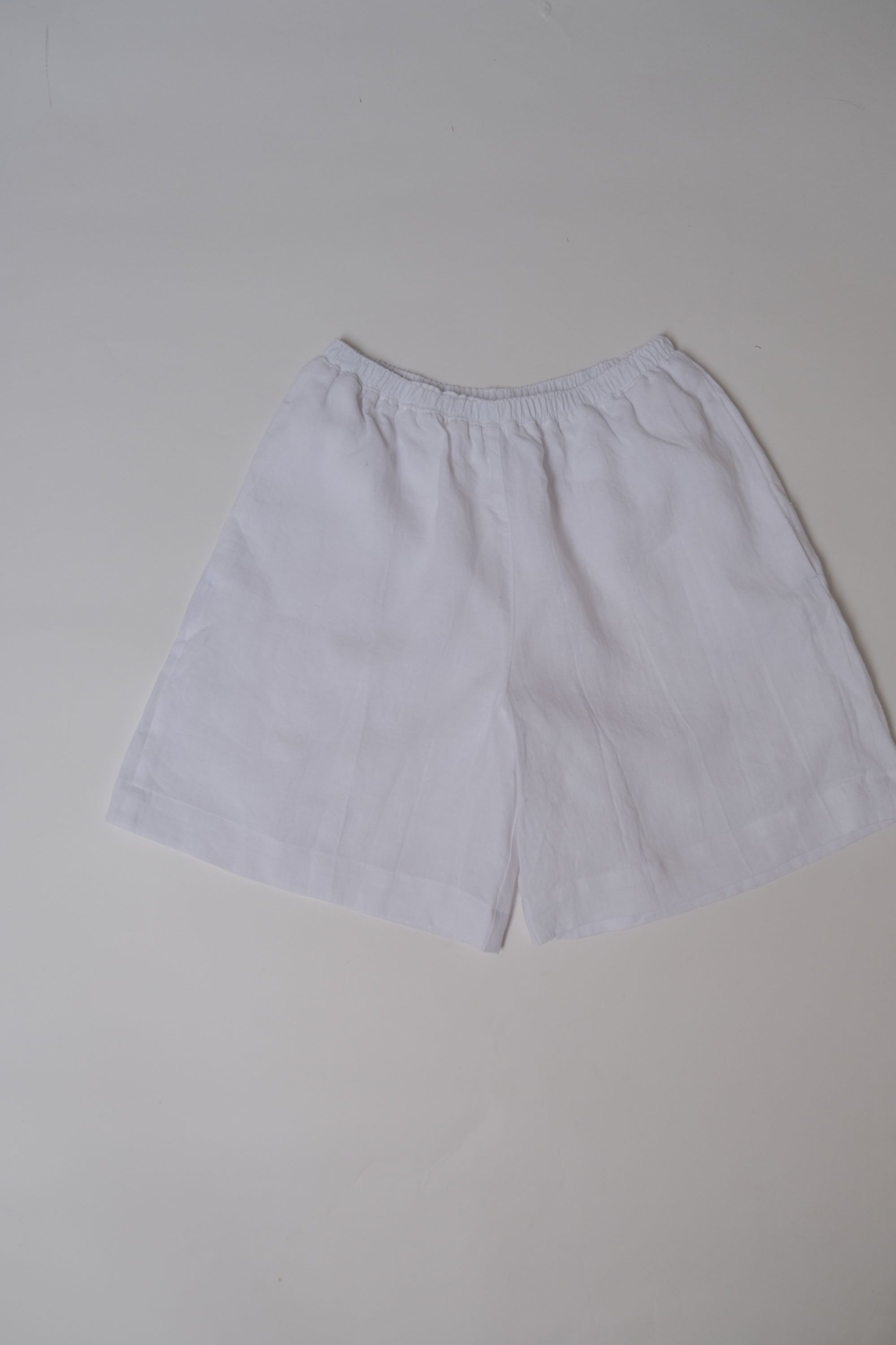 THE BOWEN SHORTS LARGE WHITE