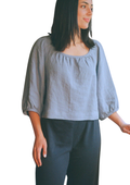 THE FLORES TOP